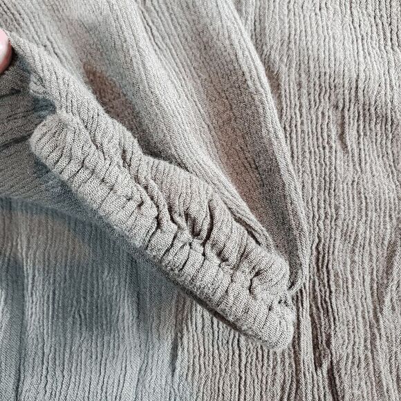 GAP Top Women Small Green Blouse Solid Lace Trim Long Sleeve V Neck Button Front - Picture 8 of 11